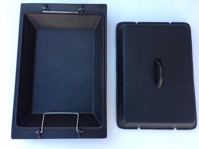 Ceramic coated cast iron roasting dish 320 x 484mm